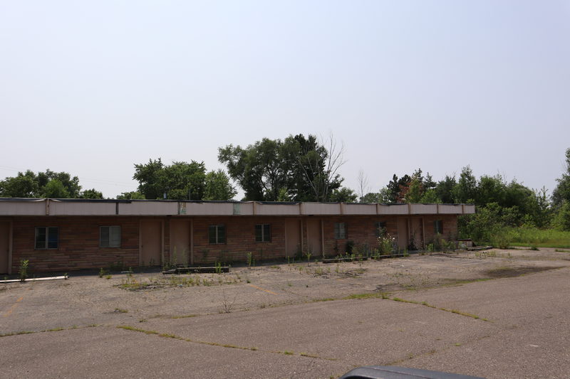Crest Motel (Bethel Suites) - July 2021 (newer photo)